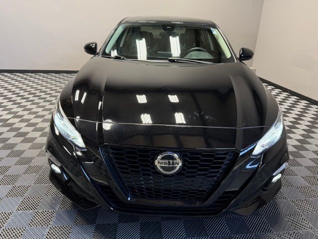 2022 Nissan Altima 2.5 SR photo 3