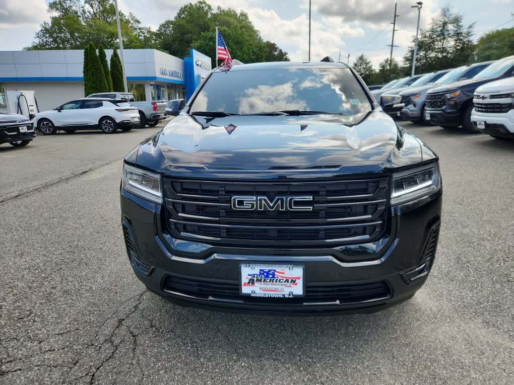 2023 Gmc Acadia SLE photo 2