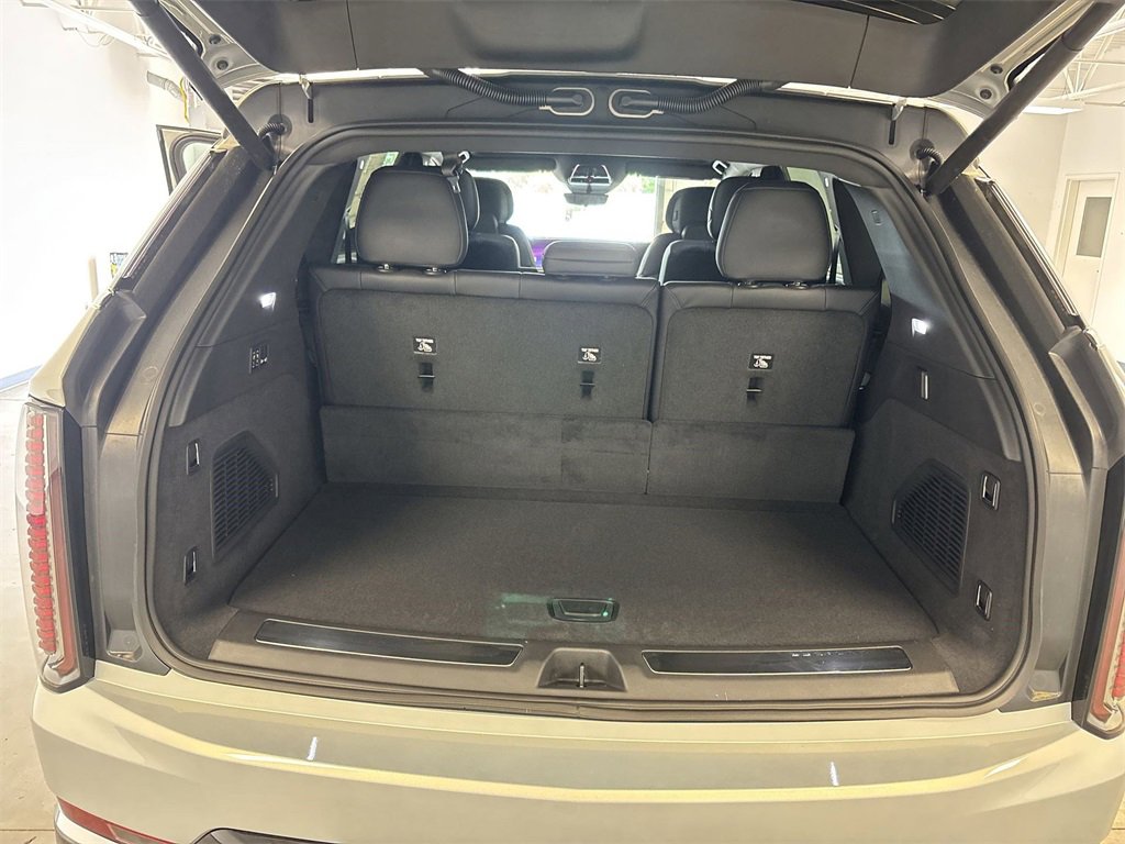 2025 Cadillac Escalade IQ Luxury photo 26