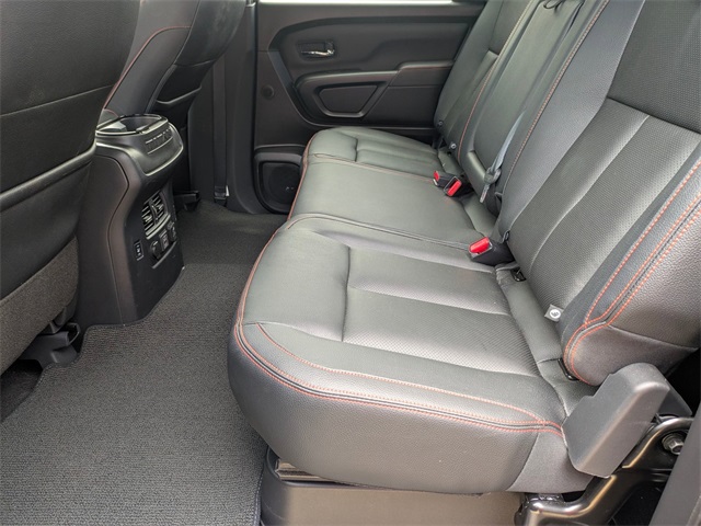 2024 Nissan Titan PRO-4X photo 24