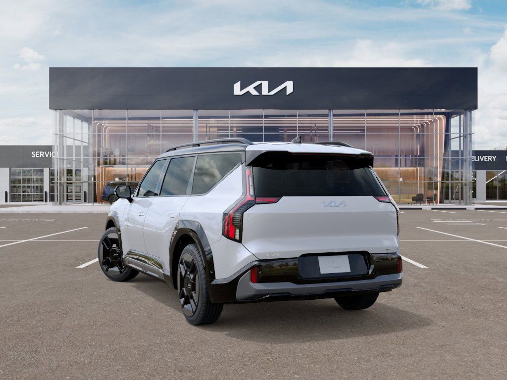 2026 Kia EV9 GT-Line photo 3