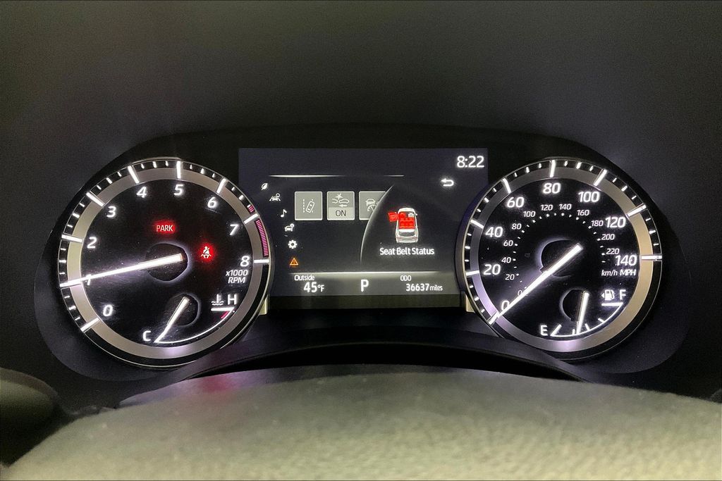 2022 Toyota Highlander XLE photo 18