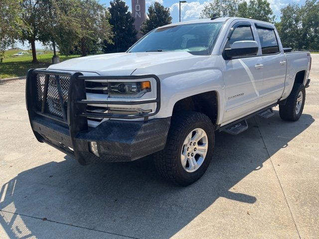 2018 Chevrolet Silverado 1500 LTZ photo 3