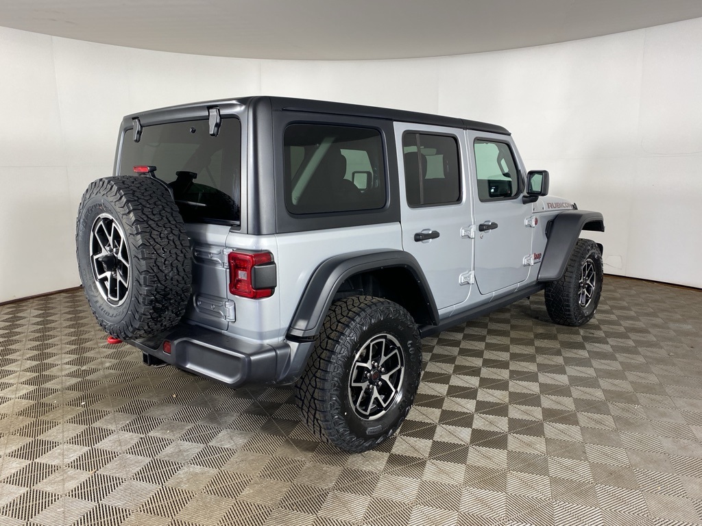 2024 Jeep Wrangler Rubicon photo 7