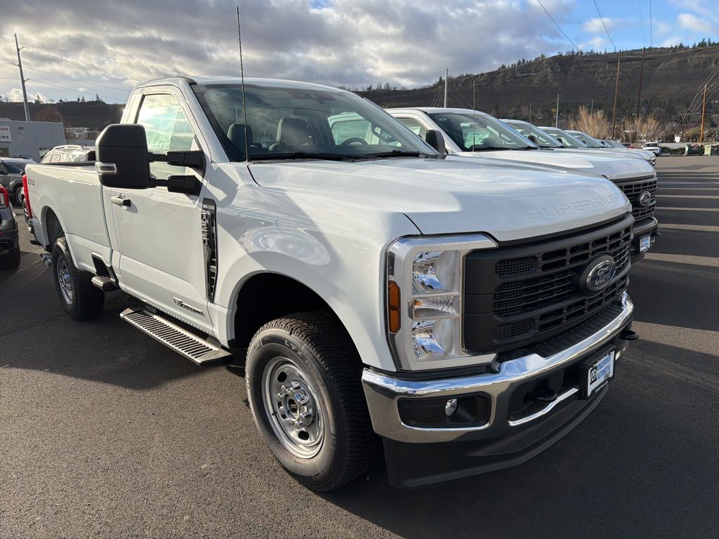 2025 Ford F-250 Super Duty XL's photo