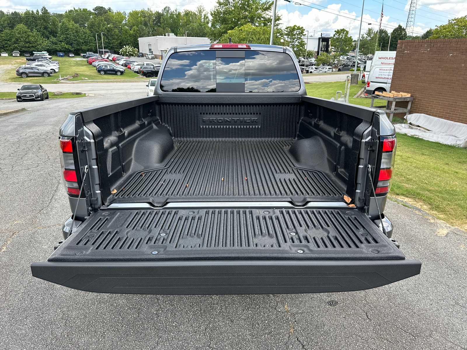 2025 Nissan Frontier PRO-4X photo 18