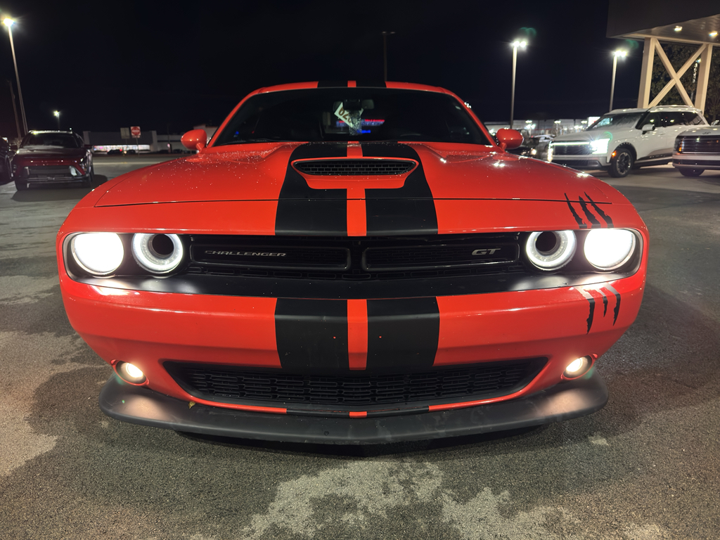 2020 Dodge Challenger GT photo 2