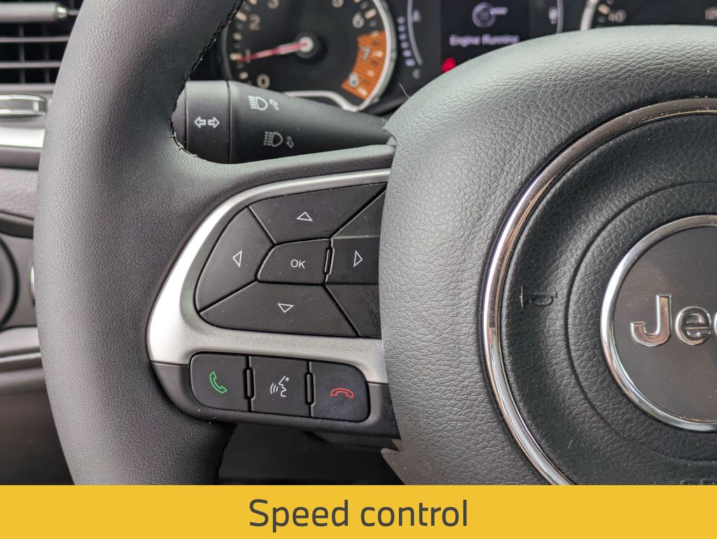 2020 Jeep Renegade Latitude photo 15