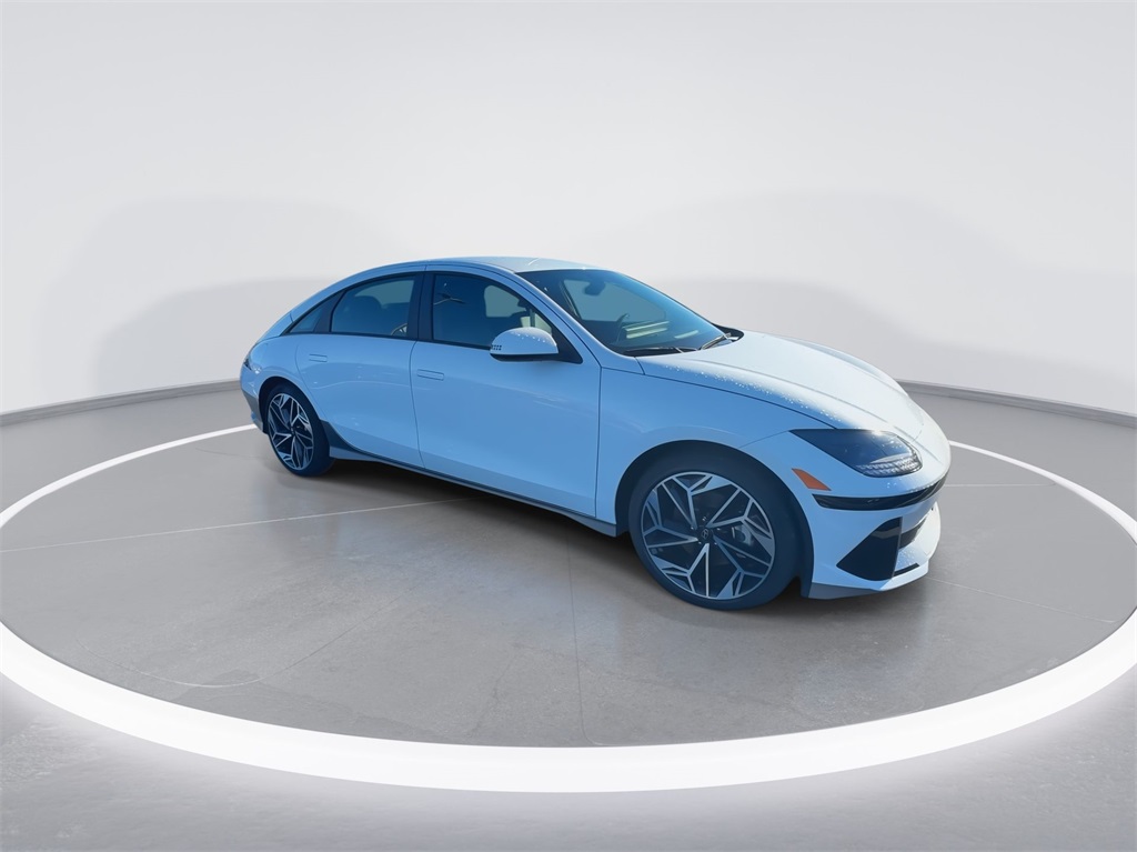 2025 Hyundai Ioniq 6 SEL photo 2