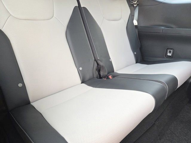 2026 Lexus TX 500h F SPORT Performance Premium photo 18