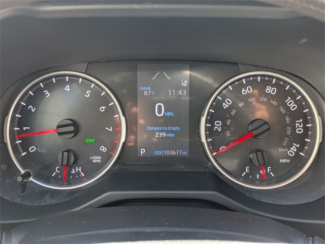 2021 Toyota RAV4 LE photo 10