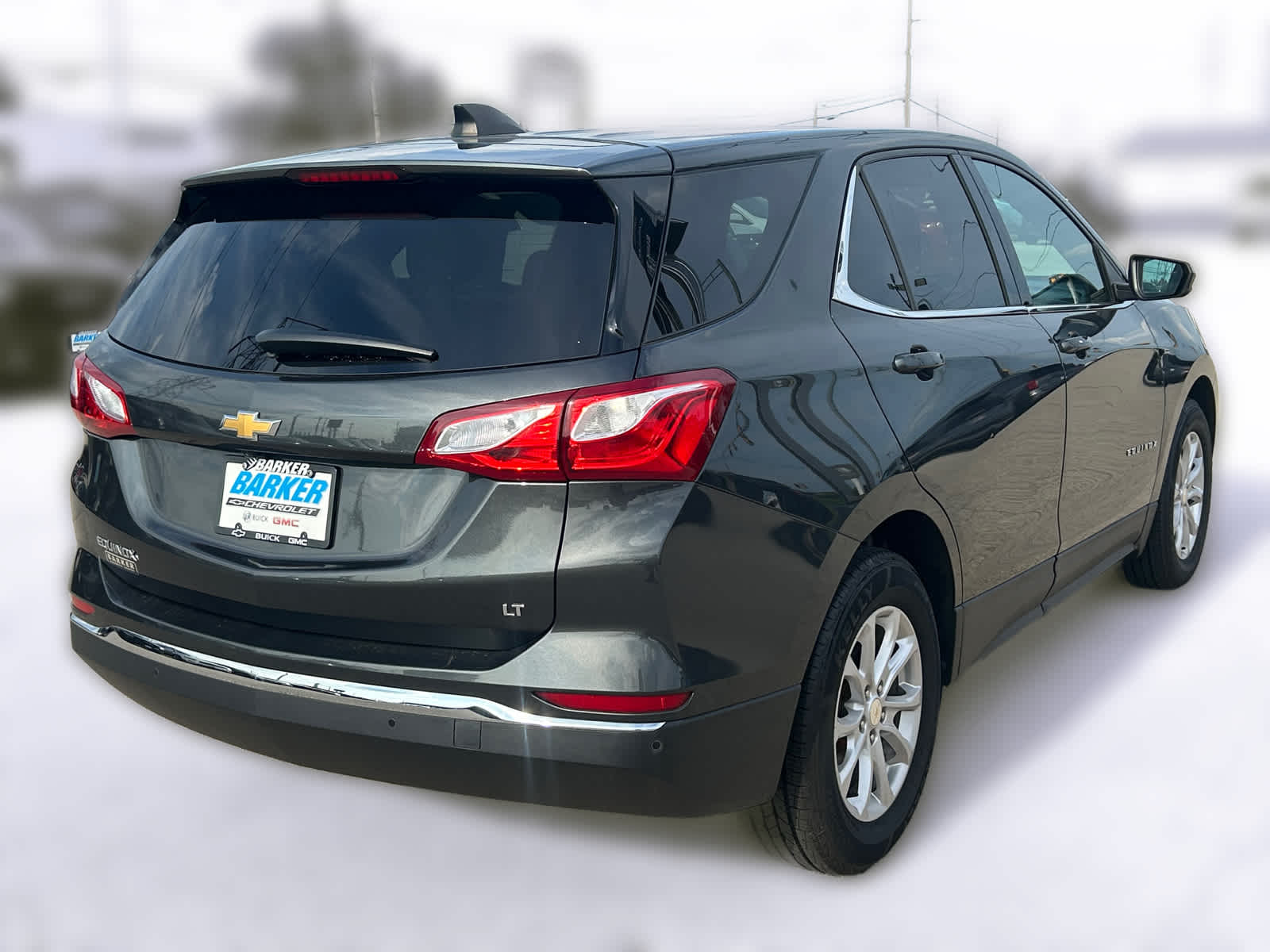 2020 Chevrolet Equinox LT photo 2
