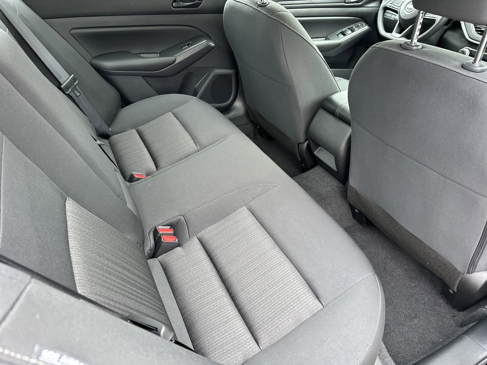 2025 Nissan Altima S photo 15