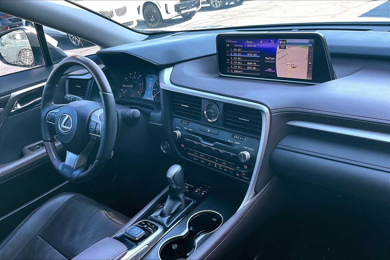 2017 Lexus RX photo 29