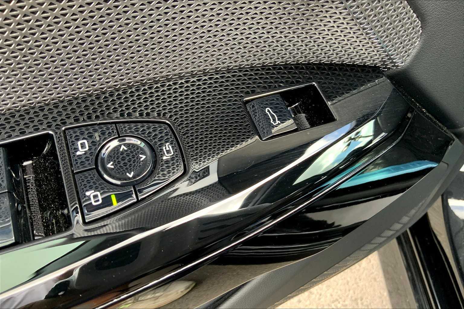 2025 Bmw 740i photo 18