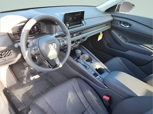 2025 Honda Accord LX photo 10