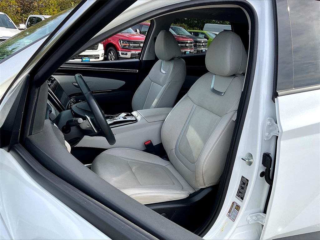 2022 Hyundai Tucson Limited photo 8