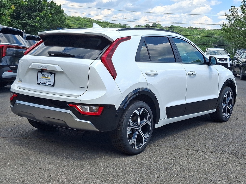 2025 Kia Niro EX Touring photo 6