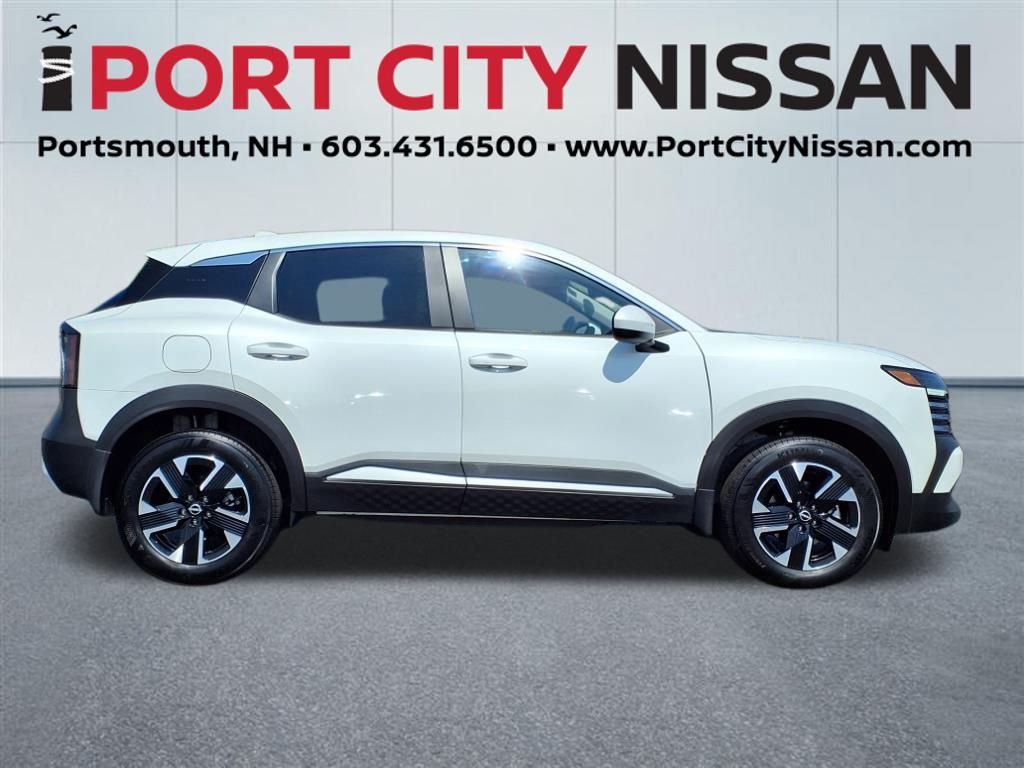 2025 Nissan Kicks SV photo 7
