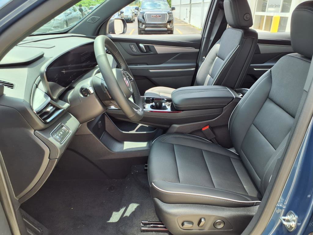 2025 Buick Enclave Preferred photo 4
