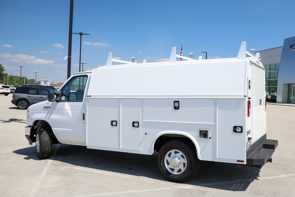 2025 Ford E-350 Base photo 23