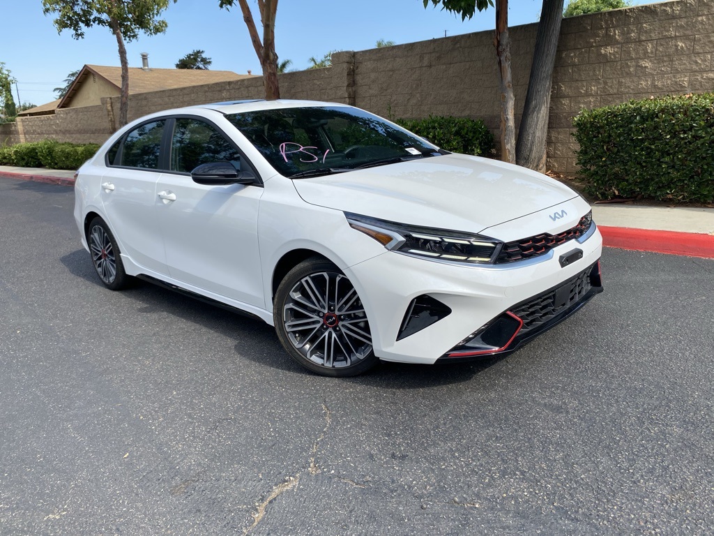 Used 2023 White Kia GT image 1