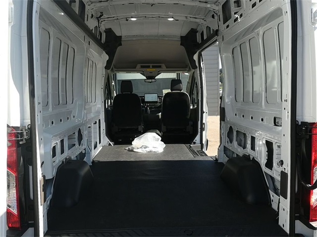 2026 Ford Transit Cargo photo 4