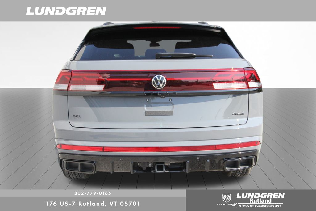 2025 Volkswagen Atlas Cross Sport SEL R-Line photo 26