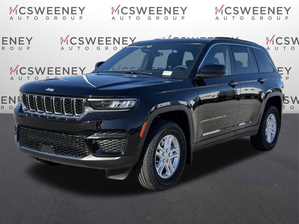 2025 Jeep Grand Cherokee Laredo's photo