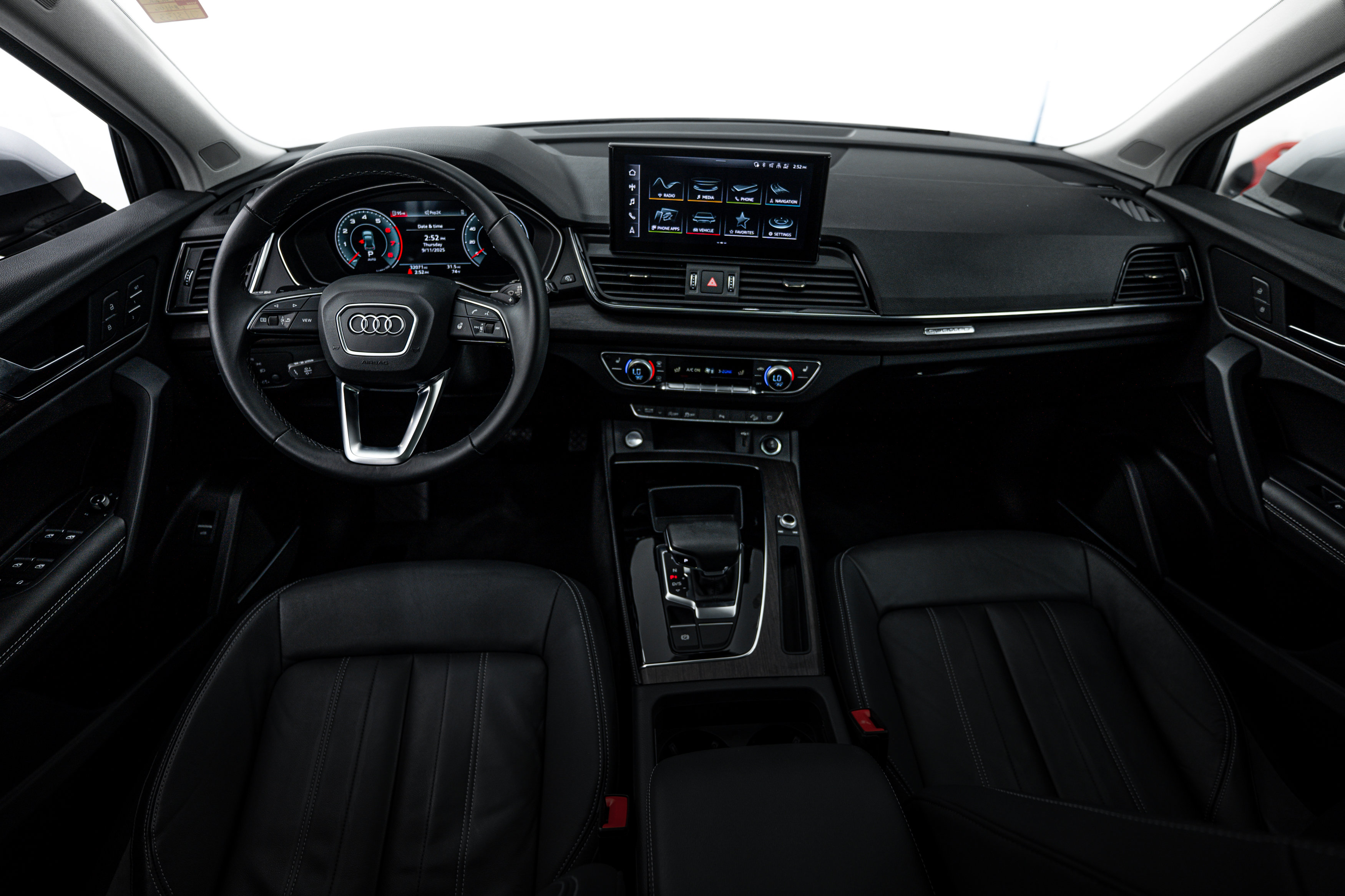 2022 Audi Q5 40 Premium Plus photo 8