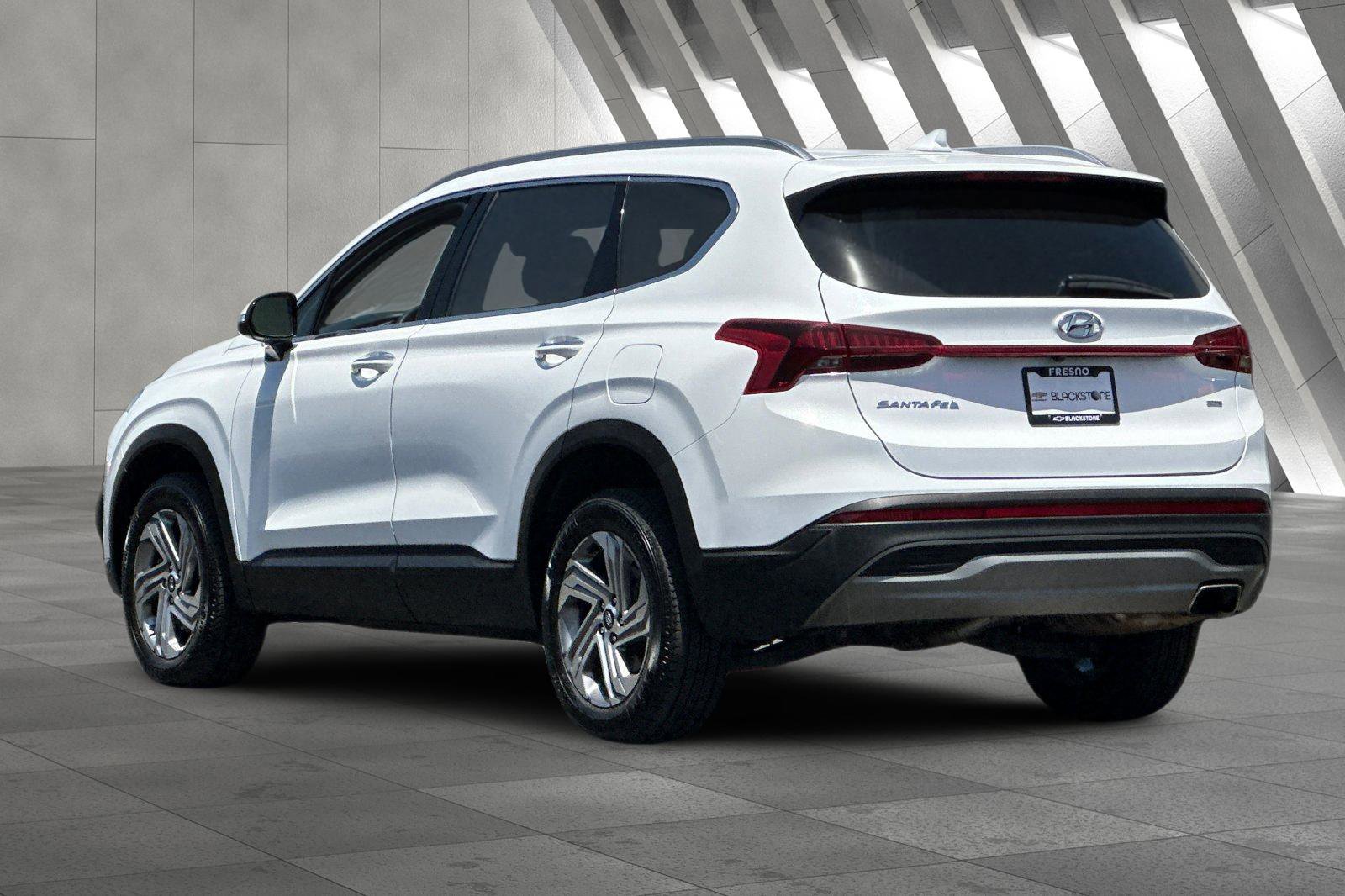 2023 Hyundai Santa Fe SEL photo 4