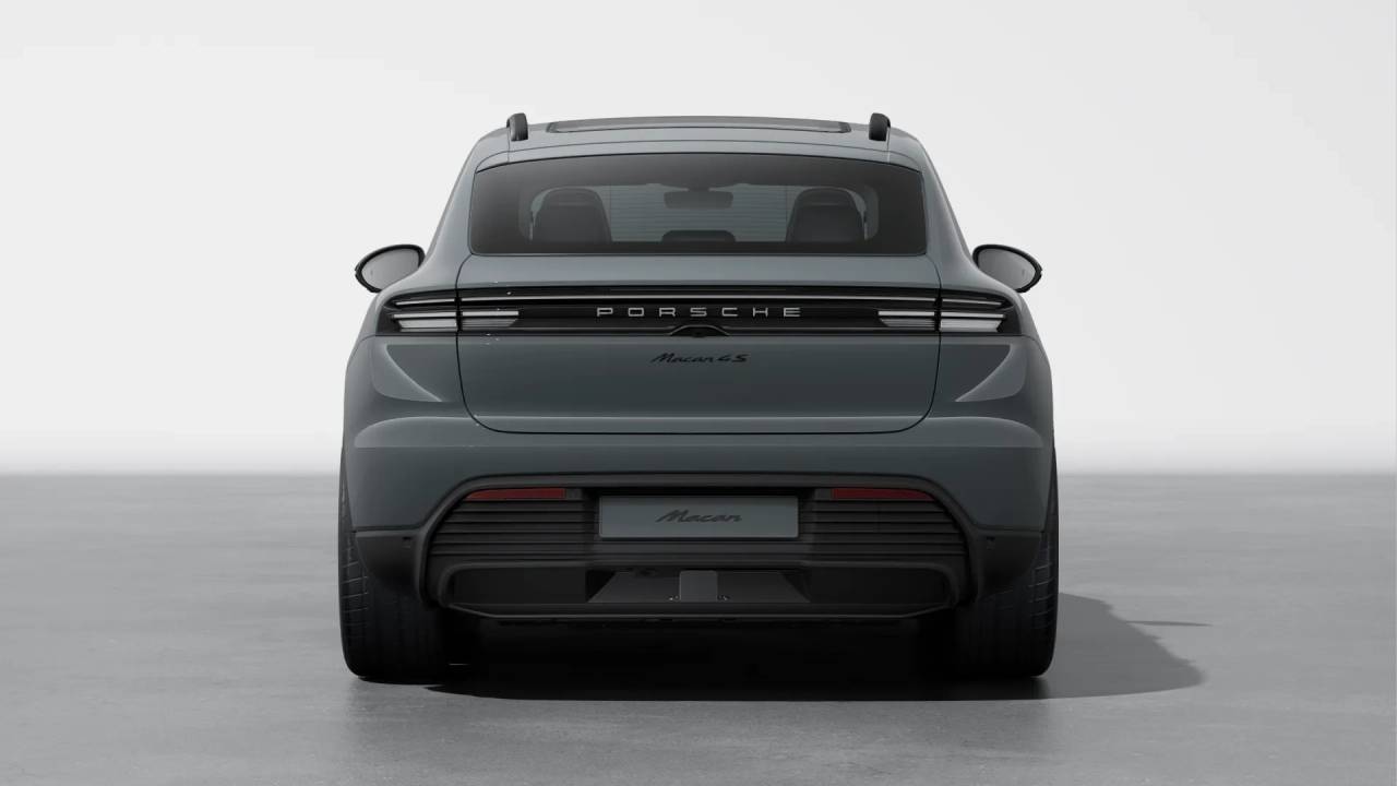 2025 Porsche Macan Electric photo 8