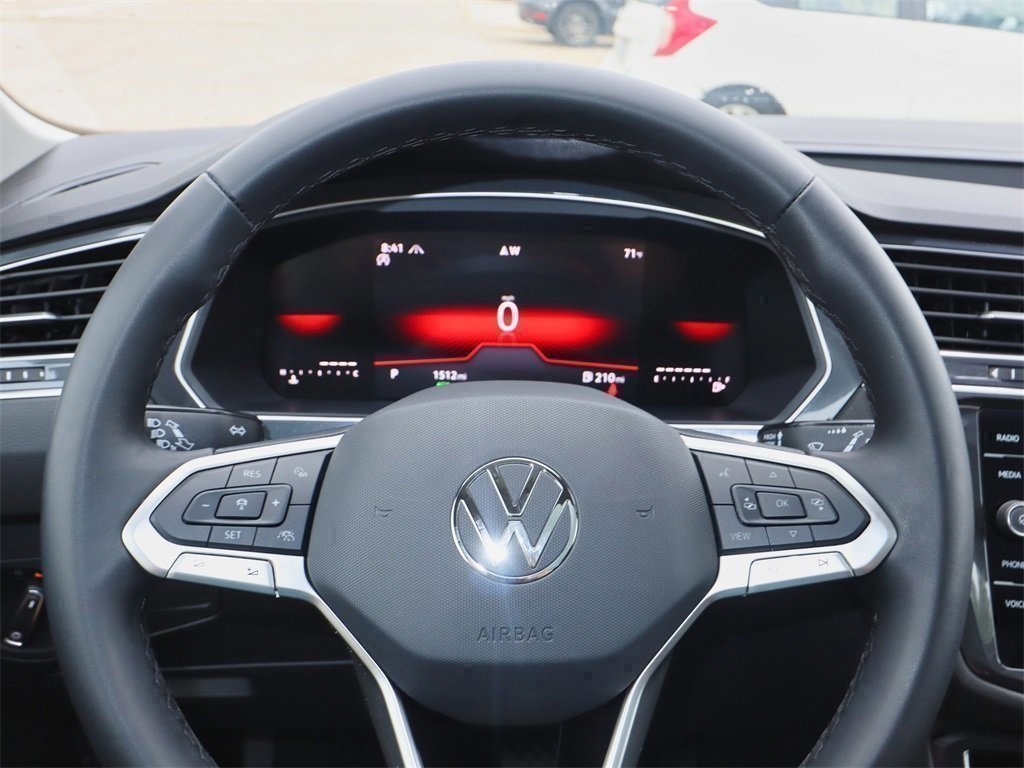 2024 Volkswagen Tiguan Wolfsburg Edition photo 20
