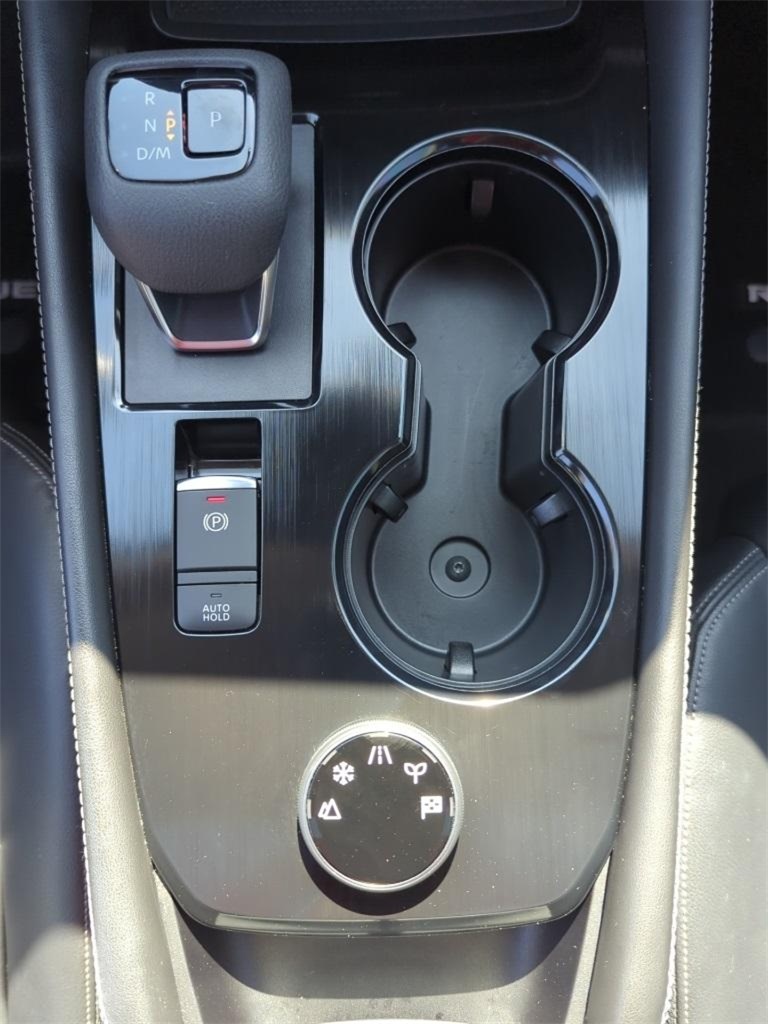 2022 Nissan Rogue SL photo 22