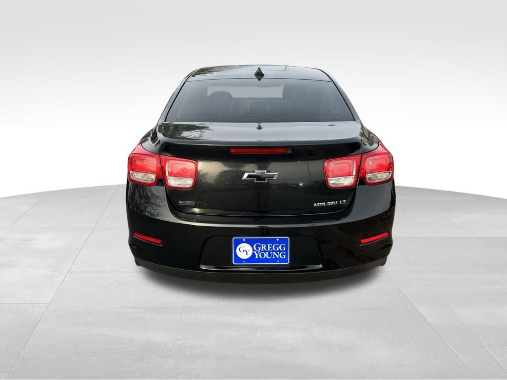 2013 Chevrolet Malibu 2LT photo 2