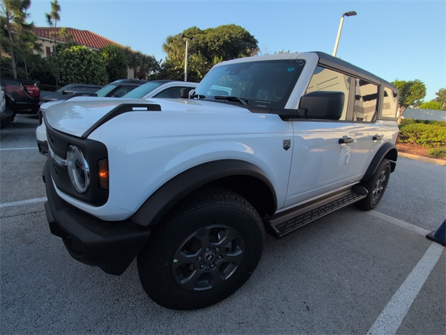 2025 Ford Bronco Big Bend photo 2