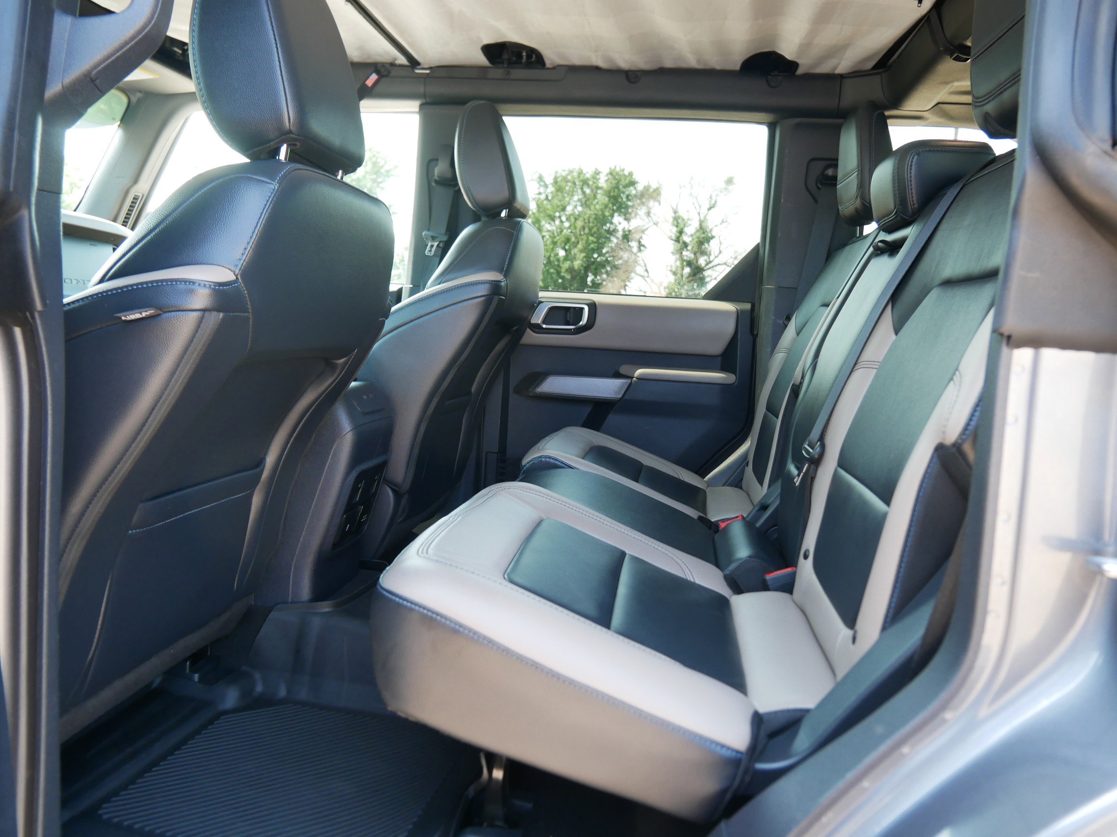 2022 Ford Bronco Wildtrak photo 11