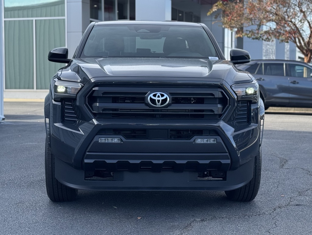 2025 Toyota Tacoma SR5 photo 3