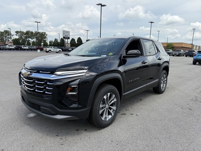 2026 Chevrolet Equinox LT photo 2