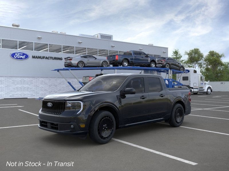 2025 Ford Maverick photo 2