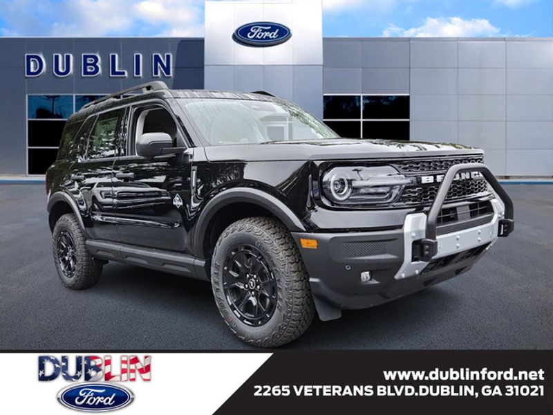 2025 Ford Bronco Sport Outer Banks's photo