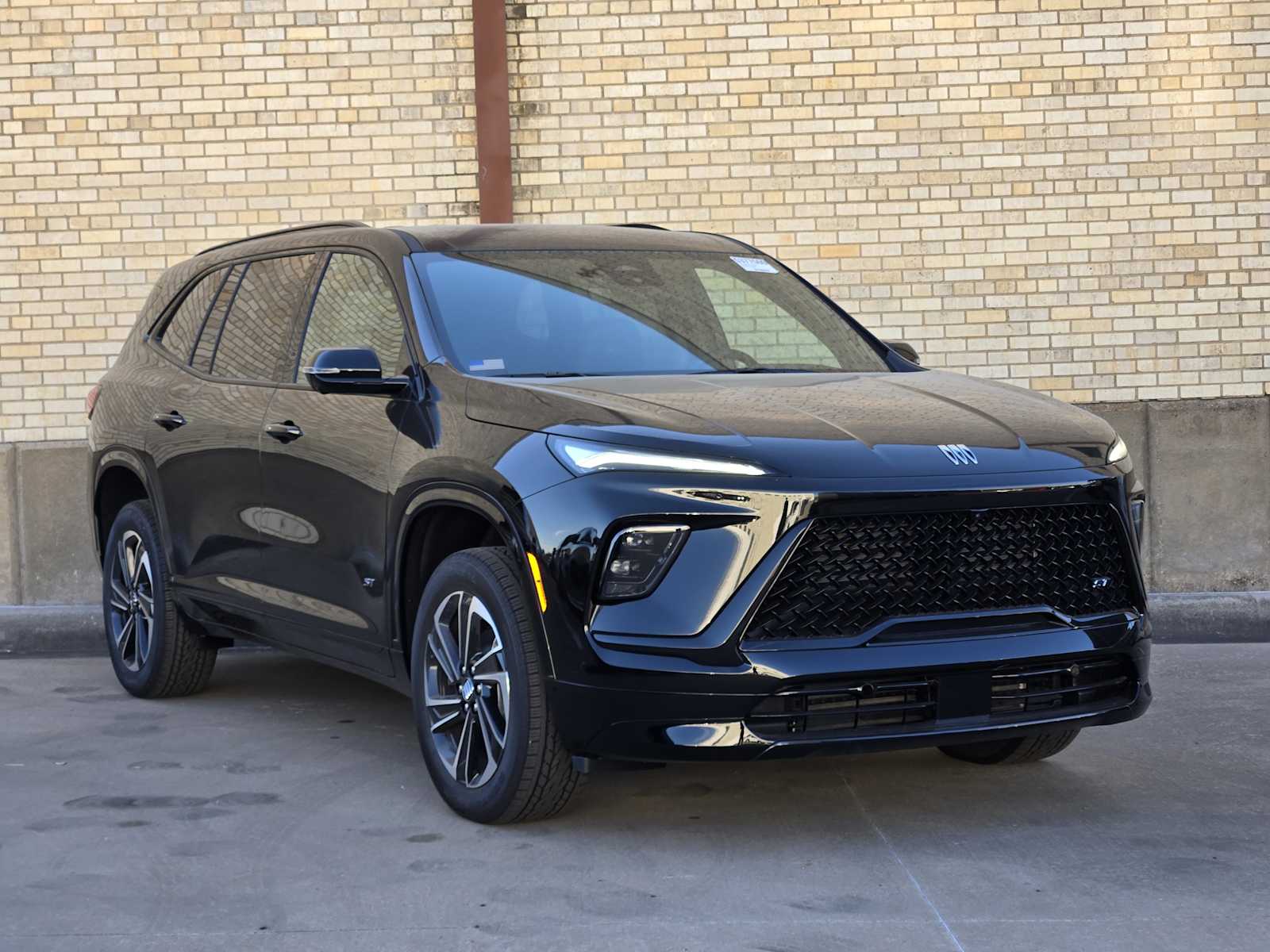 2026 Buick Enclave Sport Touring photo 2