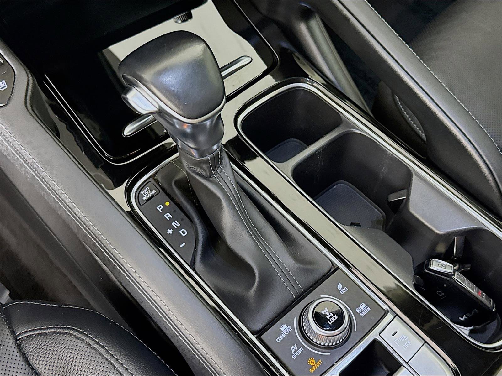2022 Kia Telluride EX photo 18