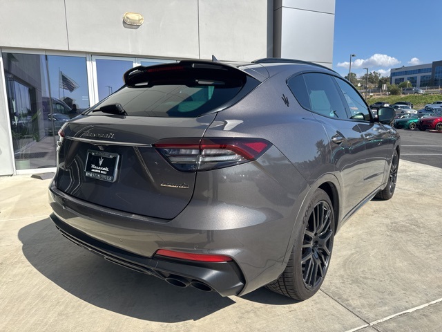 2022 Maserati Levante Modena photo 7