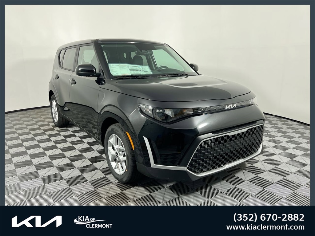 2025 Kia Soul S's photo