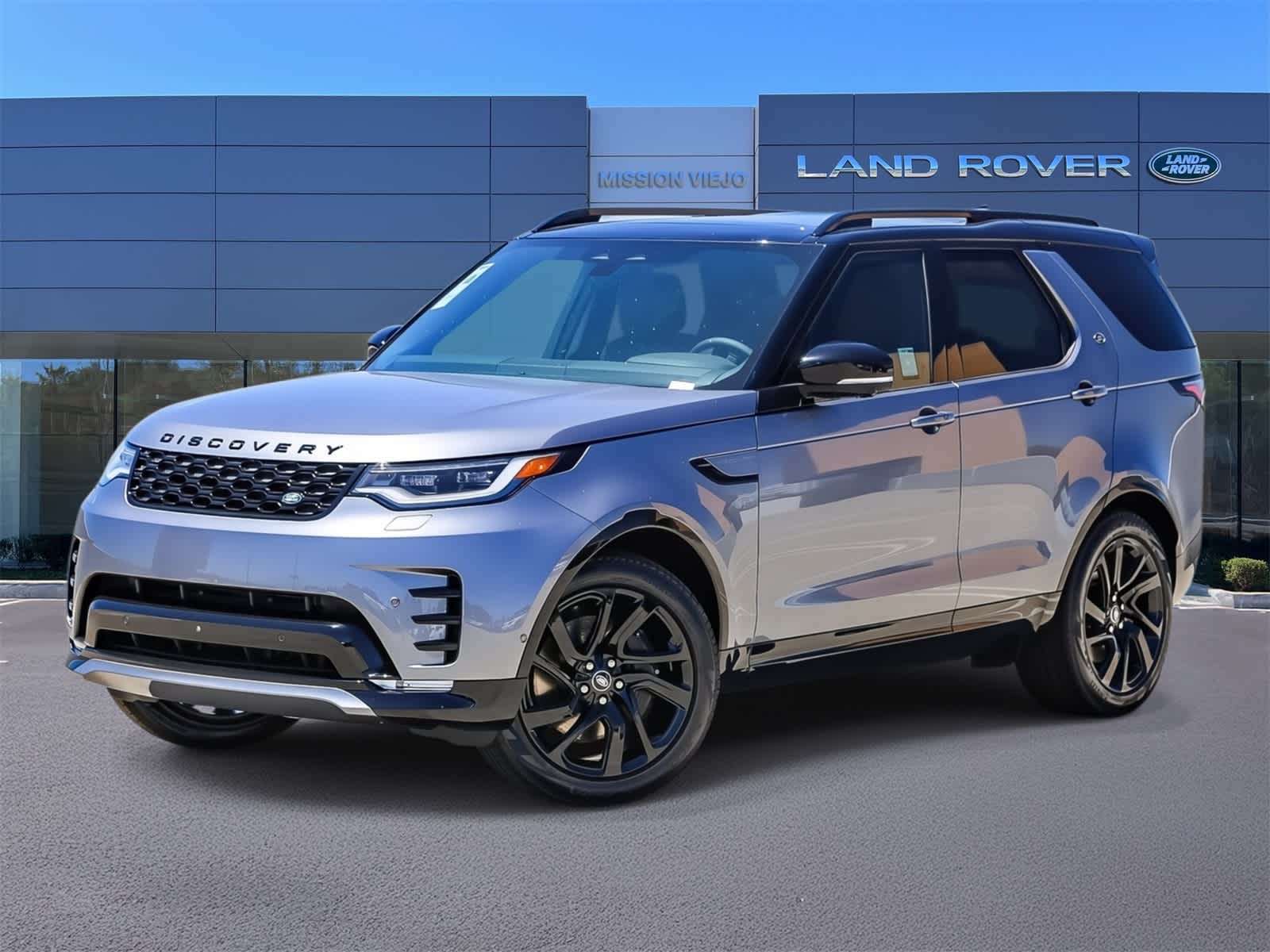 2025 Land Rover Discovery Dynamic SE's photo