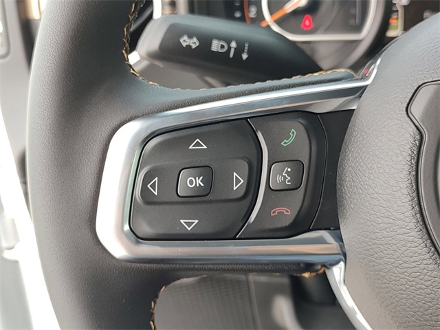 2024 Jeep Wrangler Sahara photo 21