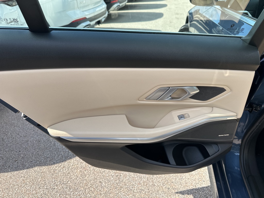 2025 Bmw 330i xDrive photo 22