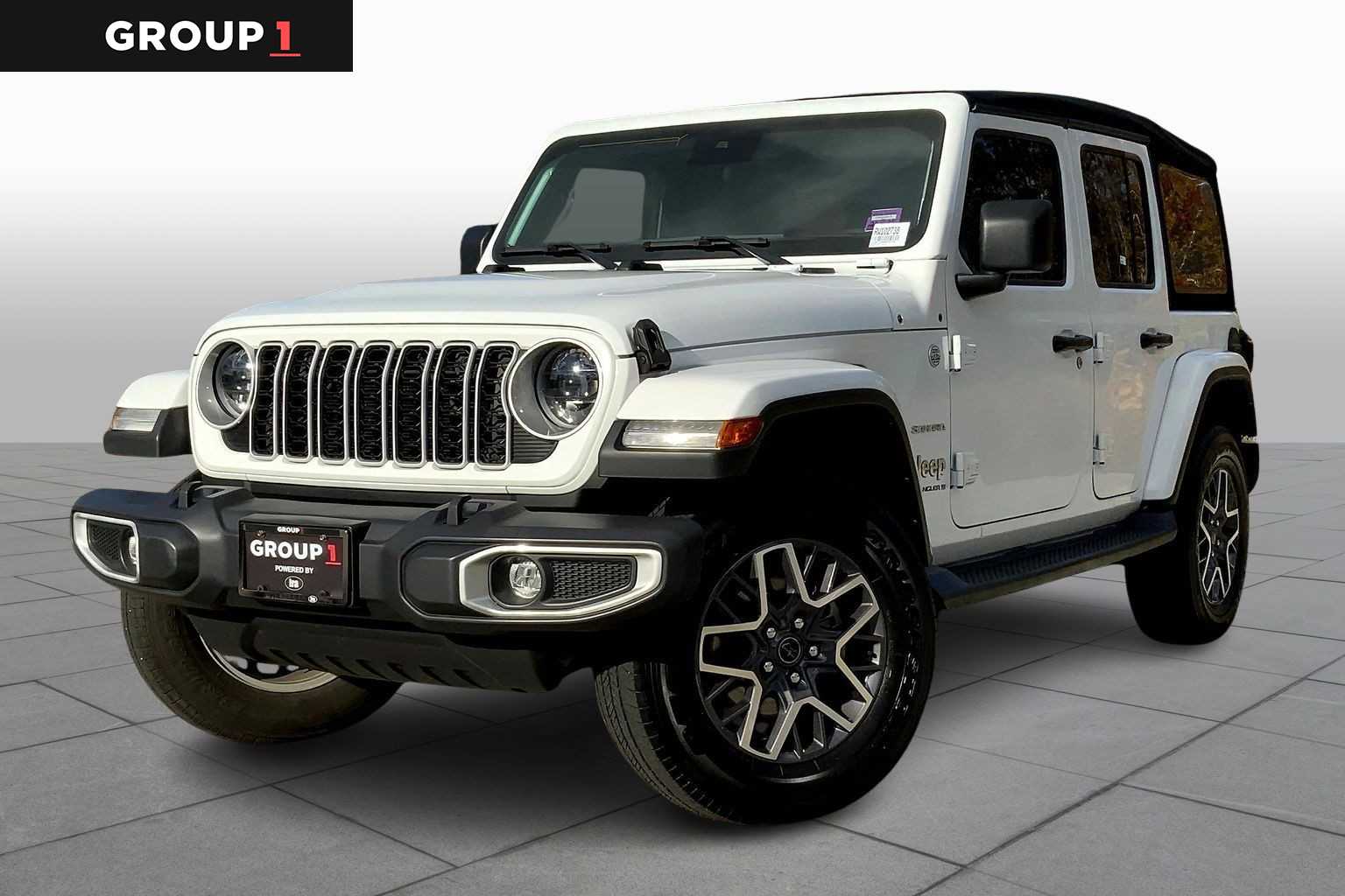2024 Jeep Wrangler 4-Door Sahara's photo