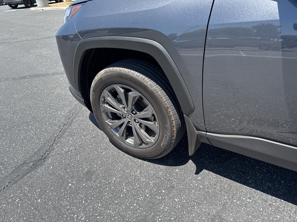 2022 Toyota RAV4 Hybrid Limited photo 5